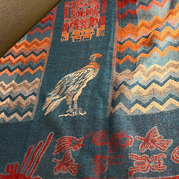 Colorful Zigzag Patterned Shawl - Picture 4 of 4